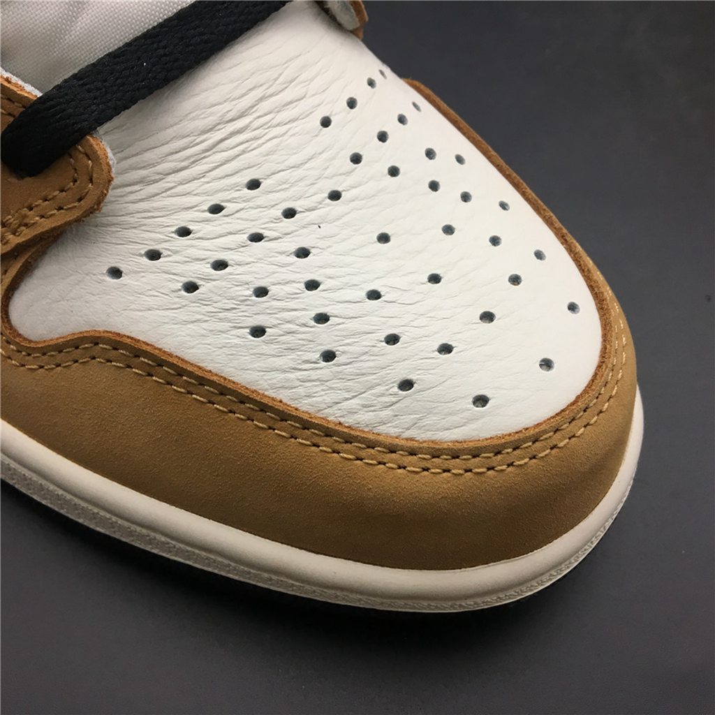 Air Jordan 1 Retro High OG 555088 ?C 700